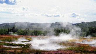Испарения горячих источников в Исландии