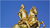 Золотой всадник (Goldener Reiter) - памятник Августу Сильному в Дрездене.